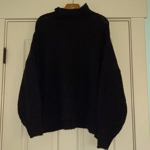 American Eagle 🦅 soft black turtleneck sweater